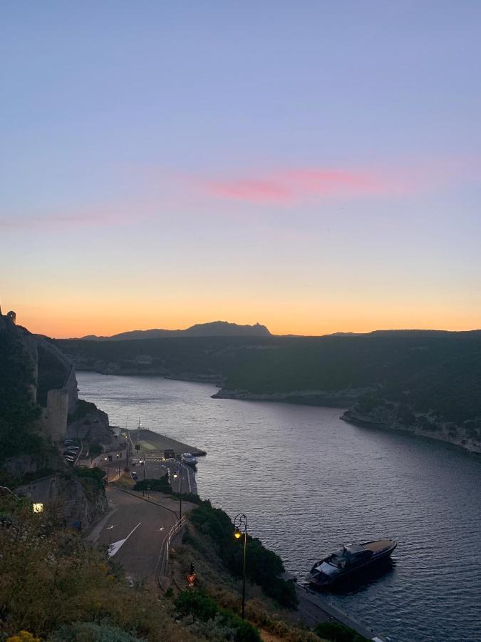 Casa Sirena Centre Citadelle Vue Port Et Falaises 博尼法乔 外观 照片